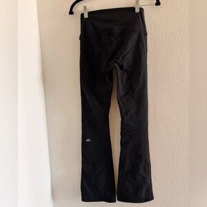 ALO Yoga Women's Black Flare Leggings